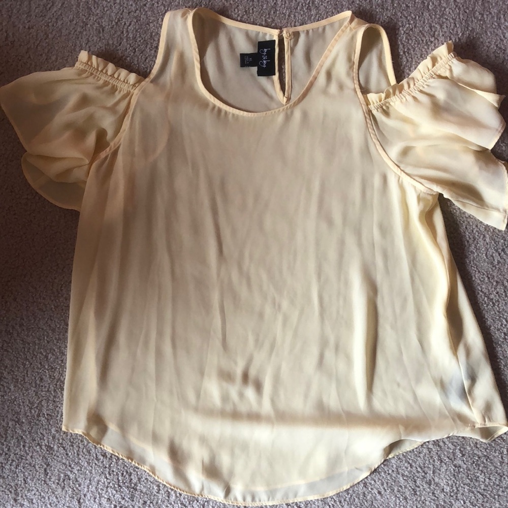 Light Yellow Blouse XL